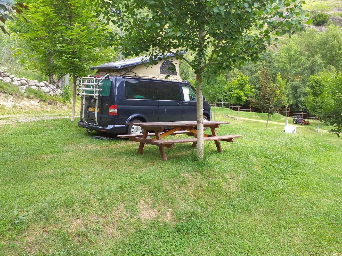 Camping Riu Gelat Hotell Espot Eksteriør bilde