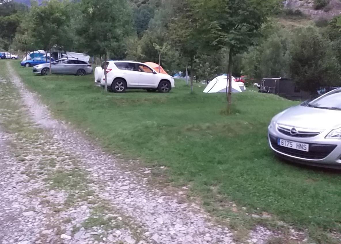 Camping Riu Gelat Hotell Espot Eksteriør bilde